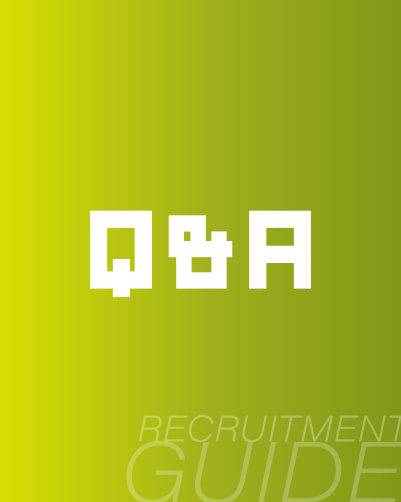 黄緑色のグラデーション背景に、白抜きのドットフォントで「Q&A」とデザイン。下部には「RECRUITMENT GUIDE」のロゴを配置した、採用案内のよくある質問ページや、会社説明資料の質疑応答スライドに最適な背景素材。
