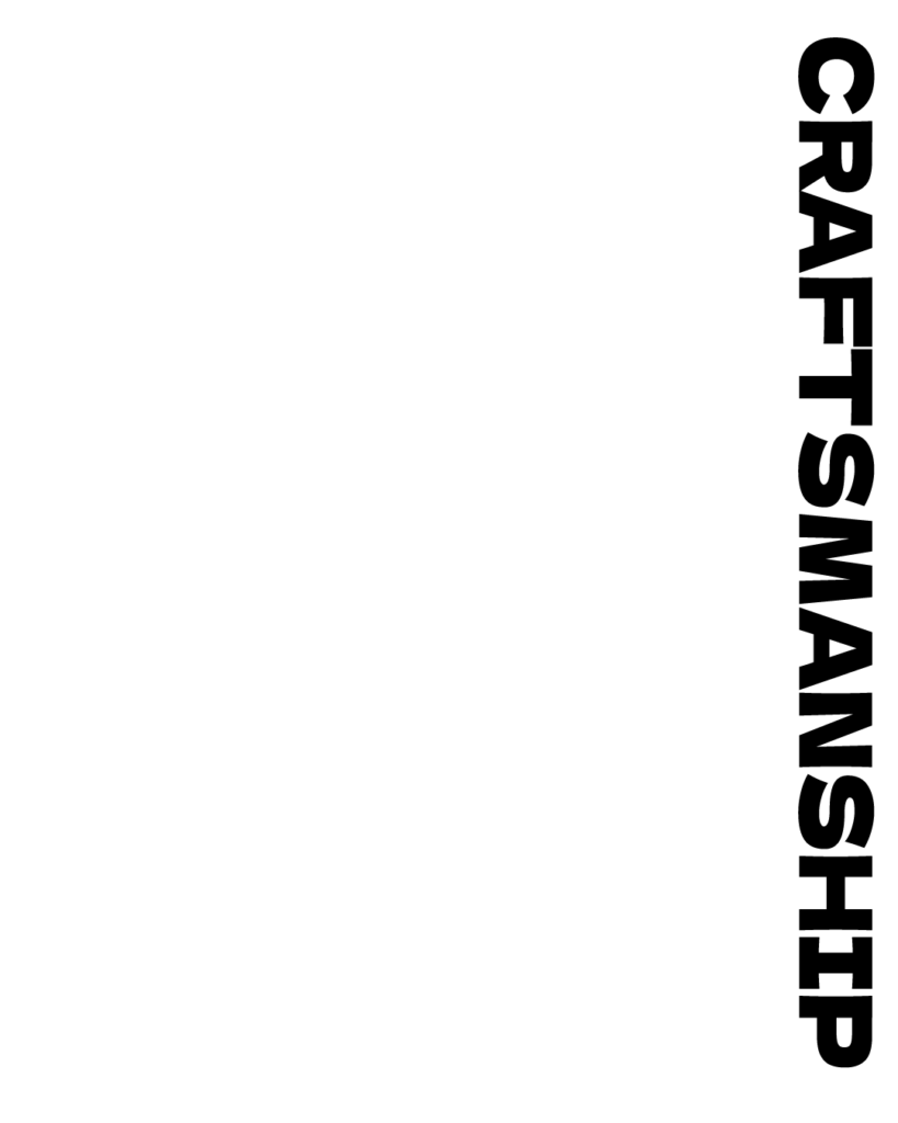 白背景の右端に「CRAFTSMANSHIP」の文字が垂直（縦方向）に配置された、洗練されたレイアウトの背景用画像
